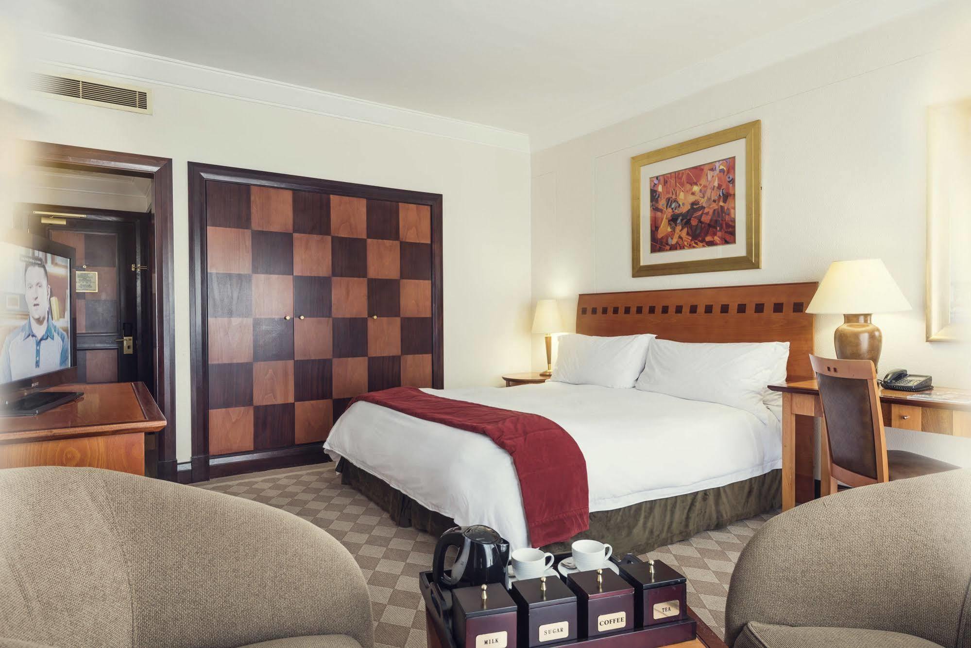 Carnival Club Hotel Johannesburg Ngoại thất bức ảnh