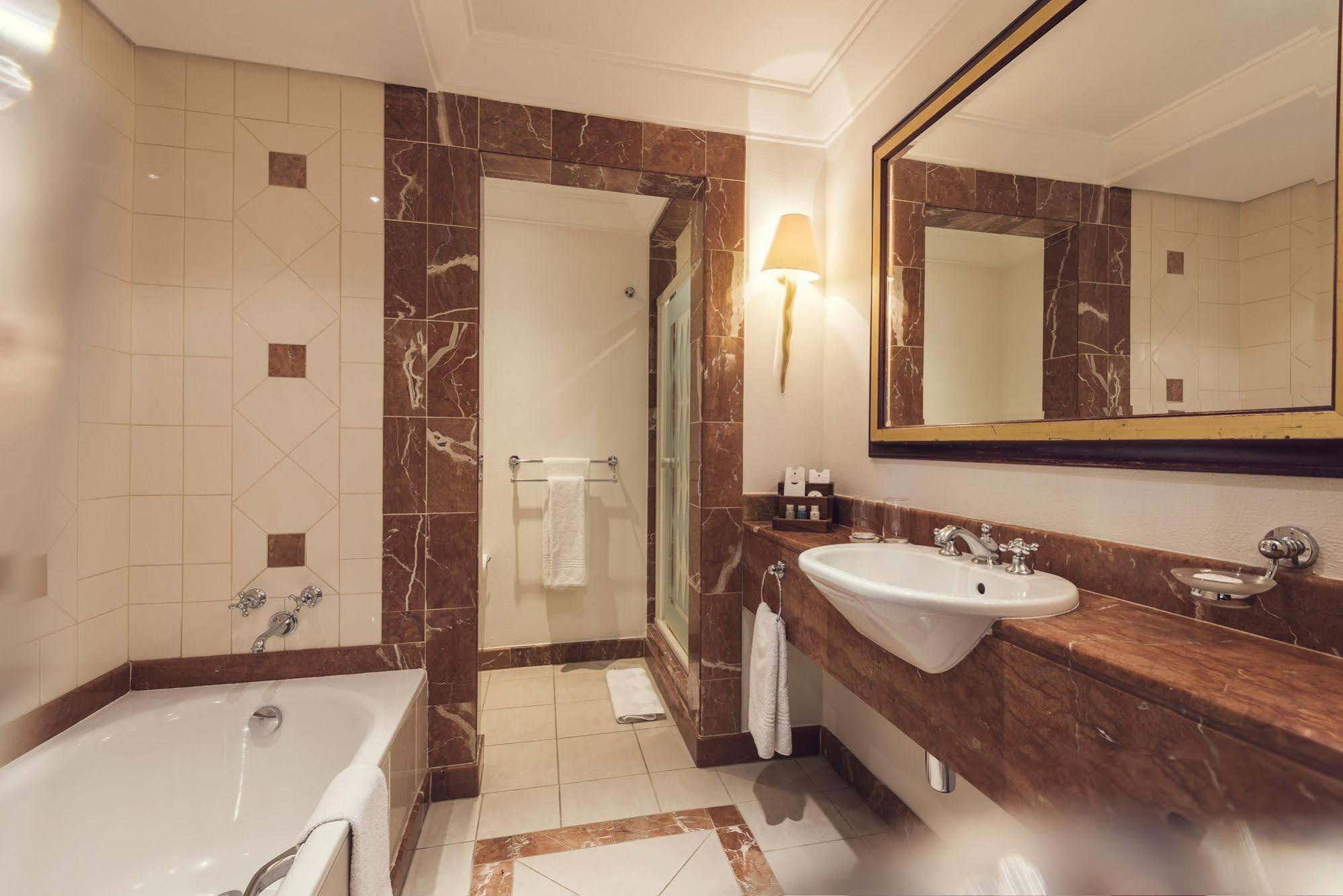 Carnival Club Hotel Johannesburg Ngoại thất bức ảnh