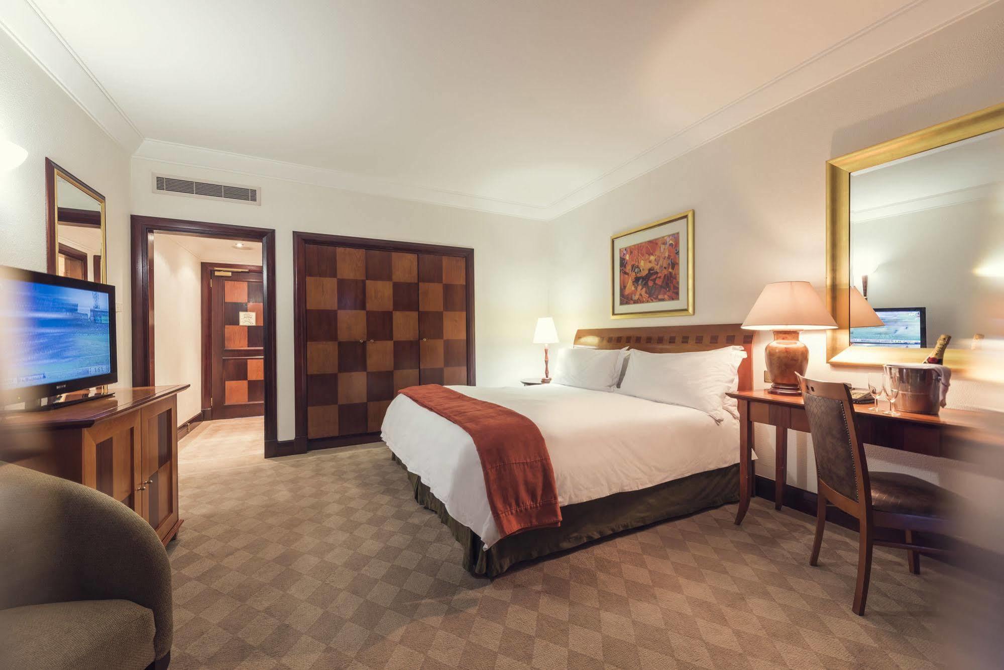 Carnival Club Hotel Johannesburg Ngoại thất bức ảnh